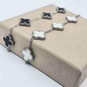 دستبند ونکلیف نقره ای